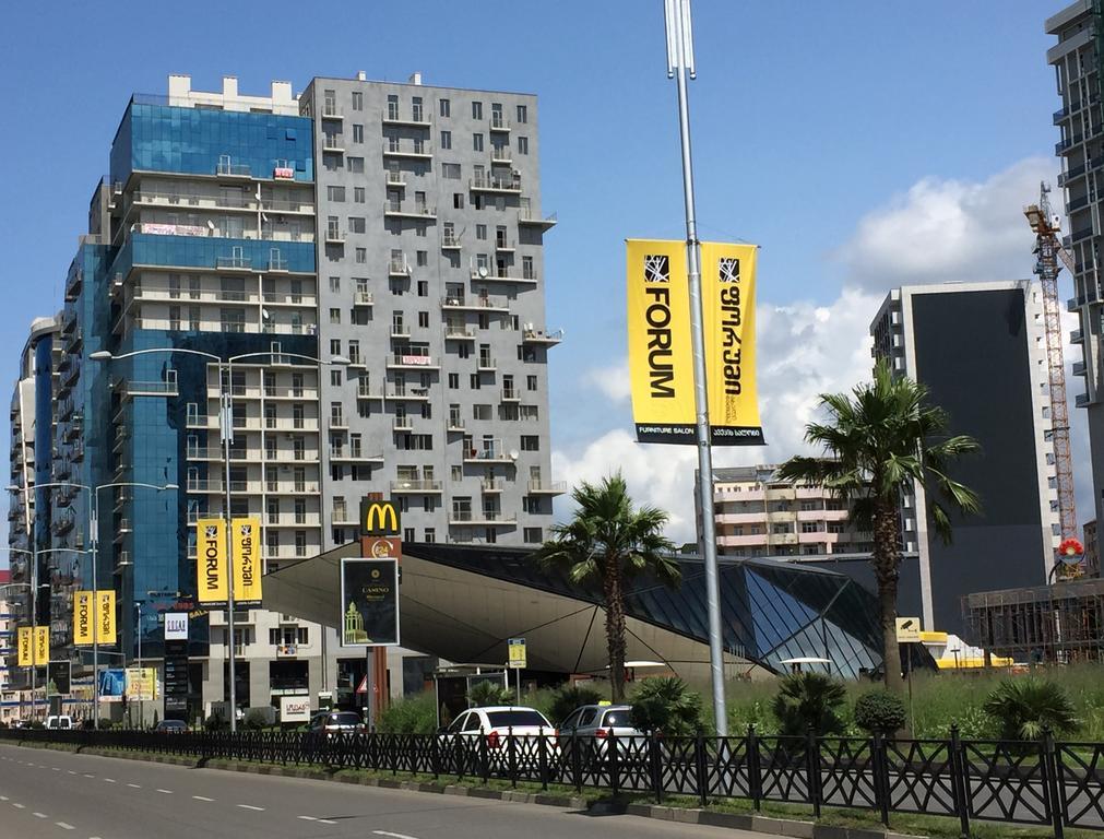 Batumi Center 3 Rooms City Side Стая снимка