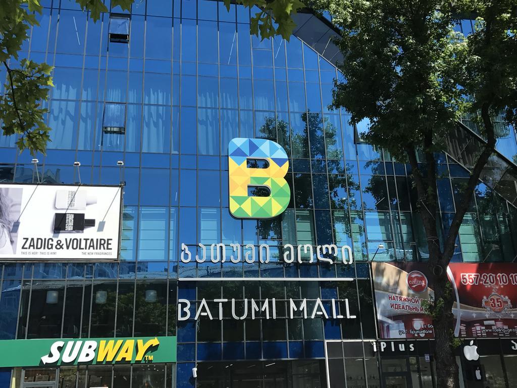 Batumi Center 3 Rooms City Side Екстериор снимка