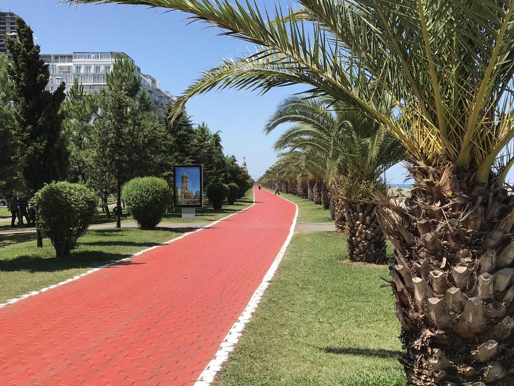 Batumi Center 3 Rooms City Side Екстериор снимка